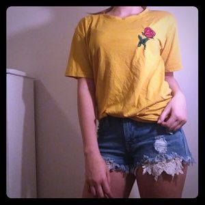 Mustard ripped t-shirt